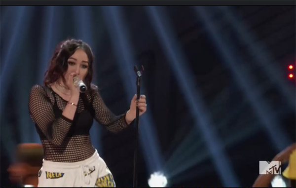 noah-cyrus-2
