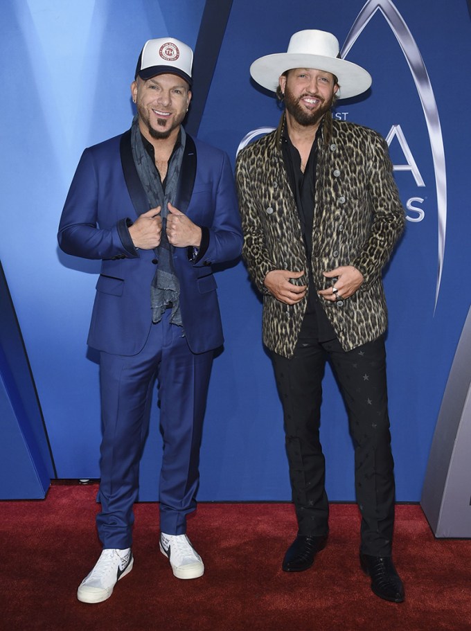 2017 CMAs Red Carpet Photos — See The CMA Awards Arrivals