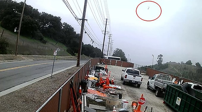 Kobe Bryant’s helicopter entering a cloud bank before crashing