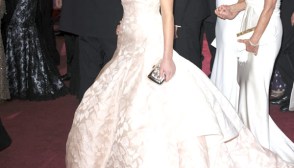 Harry Styles Flirts Jennifer Lawrence