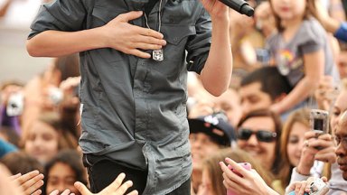 Justin Bieber A Dad