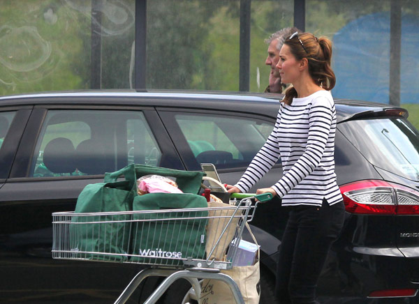 kate-middleton-waitrose-post-pregnancy-6