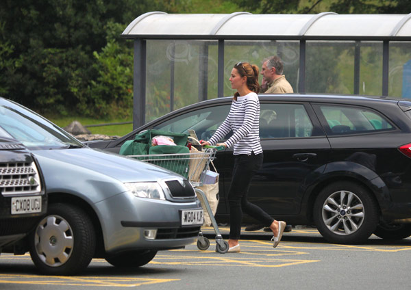 kate-middleton-waitrose-post-pregnancy-7