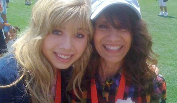 Jennette McCurdy Mom Dies