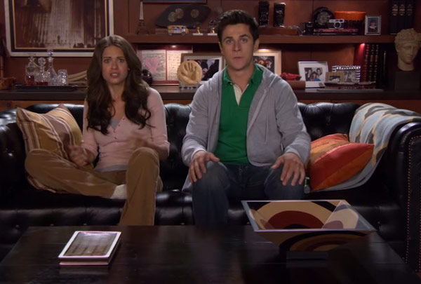 Lyndsy-Fonseca-&-David-Henrie-on-'HIMYM'-ftr