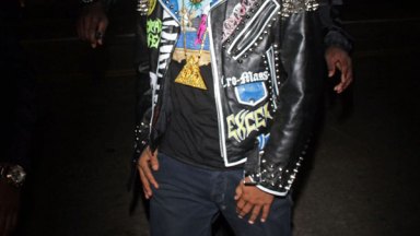 Chris Brown Pinky