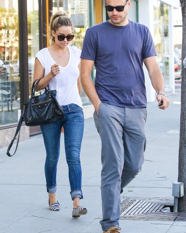 Beverly Hills, CA - *EXCLUSIVE* Beverly Hills, CA - Engaged couple Lauren Conrad and William Tell grab a bite at Sharky's Woodfired Mexican Grill in the 90210 area code, L.C kept her look simple today wearing a plain white tee, jeans and stripped flats. 

AKM-GSI        May 12, 2014

To License These Photos, Please Contact :

Steve Ginsburg
(310) 505-8447
(323) 423-9397
steve@akmgsi.com
sales@akmgsi.com

or

Maria Buda
(917) 242-1505
mbuda@akmgsi.com
ginsburgspalyinc@gmail.com 
05/12/2014 
Copyright © 2014 AKM-GSI, Inc. 
Steve Ginsburg
310.798.9111 x227
310.505.8447
steve@akmgsi.com
sales@akmgsi.com