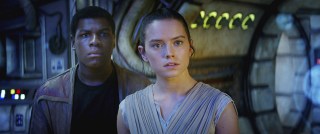 Editorial use only. No book cover usage.
Mandatory Credit: Photo by Lucasfilm/Bad Robot/Walt Disney Studios/Kobal/Shutterstock (5886293cv)
John Boyega, Daisy Ridley
Star Wars - The Force Awakens - 2015
Director: J.J. Abrams
Lucasfilm/Bad Robot/Walt Disney Studios
USA
Scene Still
Fantasy
Star Wars - Episode VI - The Force Awakens
Star Wars: Épisode VII - Le réveil de la Force