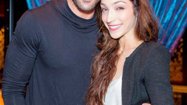 Maks Chmerkovskiy Meryl Davis Kiss