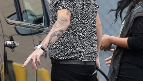 harry styles mermaid tattoo