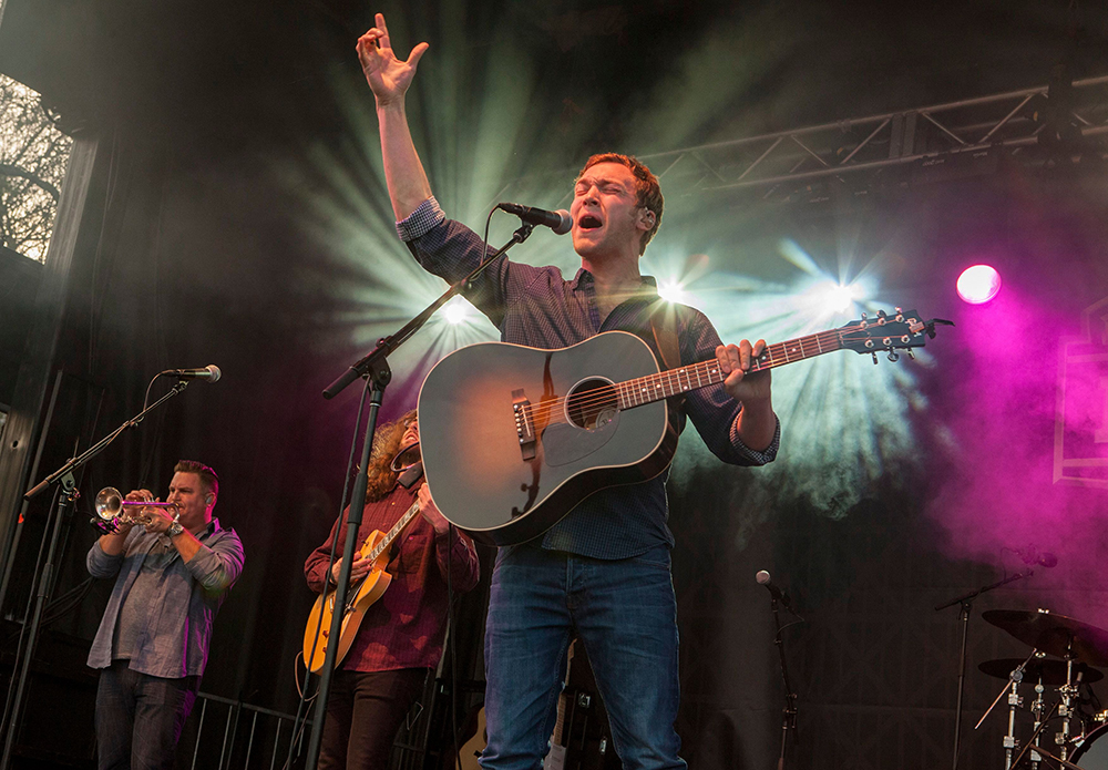 Singer-songwriter Phillip Phillips performs with his band at Draft Town on in ChicagoNFL Post Draft Concert, Chicago, USA - 2 May 2015