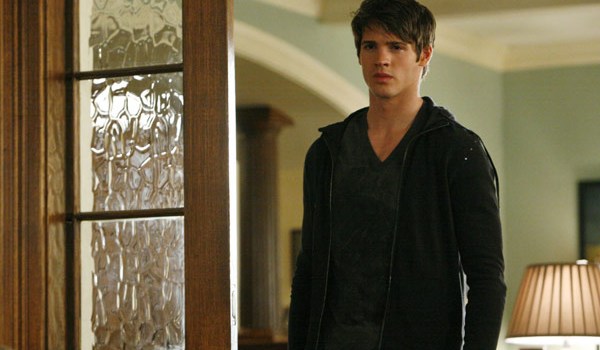 The Vampire Diaries Steven R. McQueen Leaving