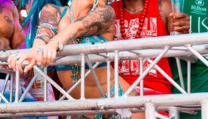 Amber Rose Dancing Carnival