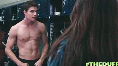 the duff behind the scenes robbie amell