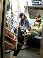 Katie Holmes checks her phone while riding incognito on the F train to her matinee performance of 'The Wanderers' in New York City

Pictured: Katie Holmes
Ref: SPL5531357 190323 NON-EXCLUSIVE
Picture by: Christopher Peterson / SplashNews.com

Splash News and Pictures
USA: +1 310-525-5808
London: +44 (0)20 8126 1009
Berlin: +49 175 3764 166
photodesk@splashnews.com

World Rights