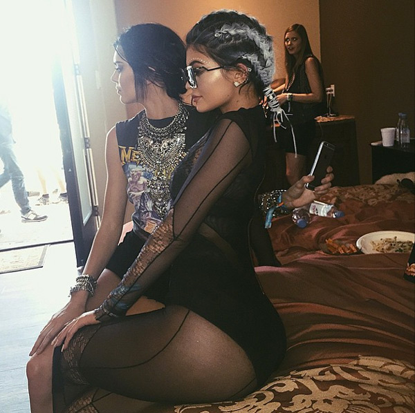 kylie-kendall-jenner-braids-coachella