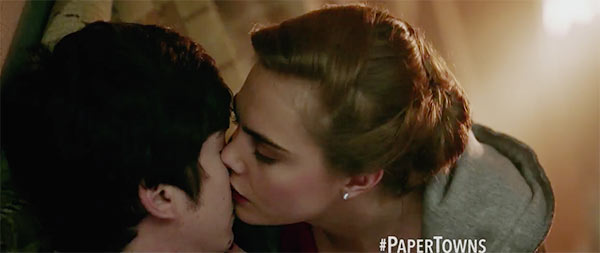 paper towns cara delevingne nat wolff kiss