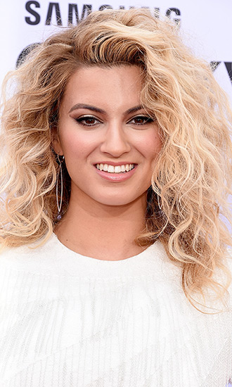 Tori Kelly Celebrity Profile