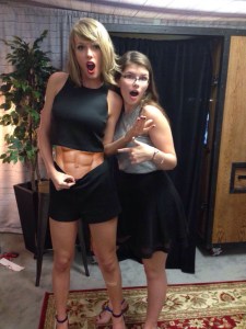 Taylor Swift Belly Button