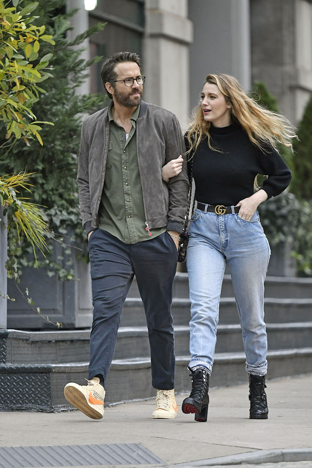 Blake Lively And Ryan Reynolds Seen On A Romantic Walk In New York City