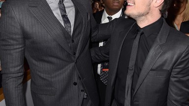 Liam Hemsworth Josh Hutcherson Kiss