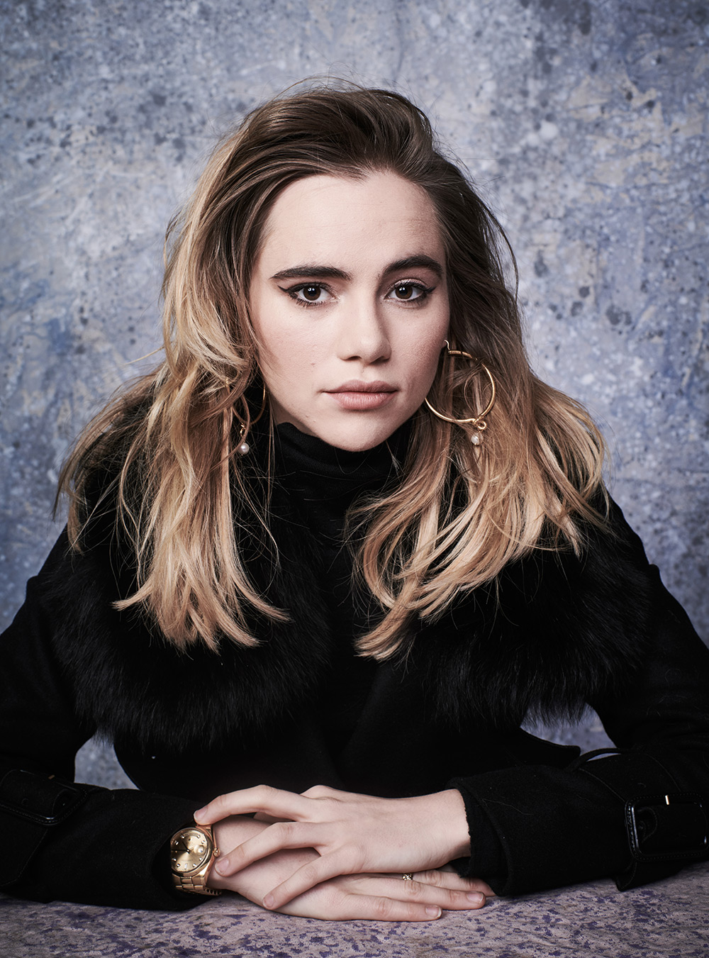 suki-waterhouse-7