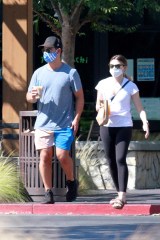 Thousand Oaks, CA  - *EXCLUSIVE*  - Actor Taylor Lautner seen eating Togos sandwiches and drinking Starbucks coffee with his girlfriend Tay in Thousand Oaks.  The couple seemed very happy and wore masks walking around but took them off once they sat down.

Pictured: Taylor Lautner

 



USA: +1 310 798 9111 / usasales@backgrid.com

UK: +44 208 344 2007 / uksales@backgrid.com

*UK Clients - Pictures Containing Children
Please Pixelate Face Prior To Publication*

BACKGRID USA 22 JUNE 2020 

BYLINE MUST READ: Ability Films / BACKGRID