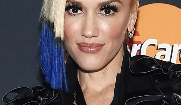 Gwen Stefani Blue Hair