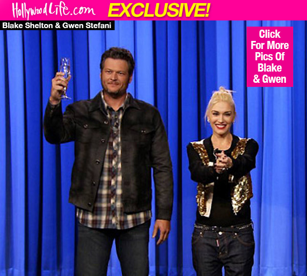 Blake Shelton Gwen Stefani Texting