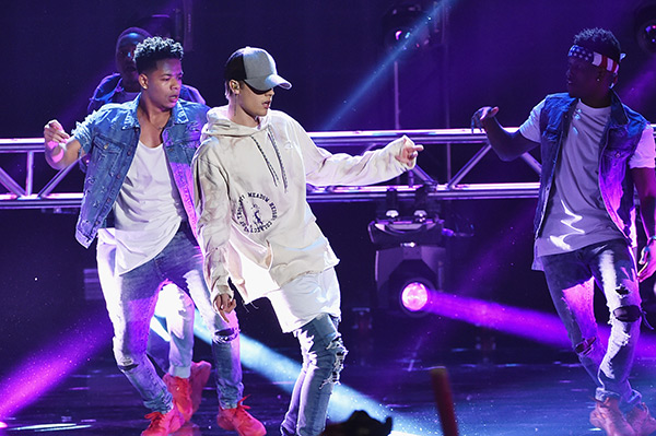 Justin Bieber American Music Awards 2015