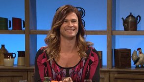 Chris Hemsworth In Drag