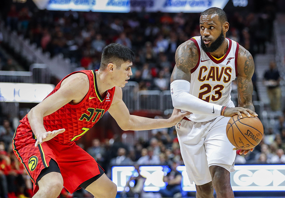 LeBron James and Ersan Ilyasova
Cleveland Cavaliers at Atlanta Hawks, USA - 30 Nov 2017
Cleveland Cavaliers forward LeBron James (R) in action against Atlanta Hawks forward Ersan Ilyasova (L) of Turkey during the first half of the NBA basketball game between the Cleveland Cavaliers and the Atlanta Hawks at Philips Arena in Atlanta, Georgia, USA, 30 November 2017.The Cavaliers defeated the Hawks.