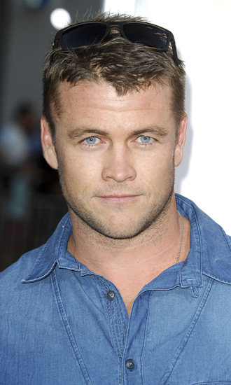 Luke Hemsworth Bio