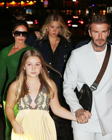 The Beckham family (Victoria, Harper, David, Cruz, Brooklyn and Nicola Peltz) seen on their way to have a dinner party at La Girafe in Paris on september 30th 2022. 30 Sep 2022 Pictured: Victoria Beckham, Nicola Peltz, Harper and David Beckham. Photo credit: KCS Presse / MEGA TheMegaAgency.com +1 888 505 6342 (Mega Agency TagID: MEGA902951_020.jpg) [Photo via Mega Agency]