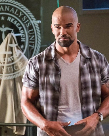 “Lucky Strikes” – When Garcia experiences anxiety over a case that’s personal to her from her past, Morgan visits to lend emotional support, on CRIMINAL MINDS, Wednesday, Oct. 25 (10:00-11:00 PM, ET/PT) on the CBS Television Network.

Pictured: Shemar Moore (Derek Morgan)

 Photo: Darren Michaels/CBS
©2017 CBS Broadcasting, Inc. All Rights Reserved