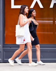 Suri Cruise heads to lunch with a friend in New York City

Pictured: Suri Cruise
Ref: SPL5330873 050822 NON-EXCLUSIVE
Picture by: Robert O'Neil / SplashNews.com

Splash News and Pictures
USA: +1 310-525-5808
London: +44 (0)20 8126 1009
Berlin: +49 175 3764 166
photodesk@splashnews.com

World Rights