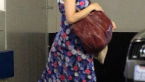 Eva Mendes Baby Bump