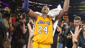 Kobe Bryant Leaves Court