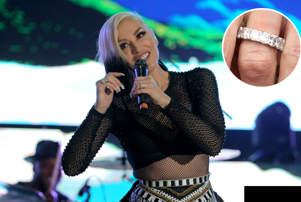 Blake Shelton Gwen Stefani Engaged Photos