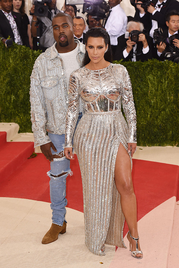 kIm-kardashian-&-kanye-west-met-gala-2016-ball