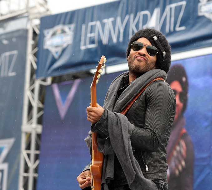 Lenny Kravitz Plays The Daytona 500