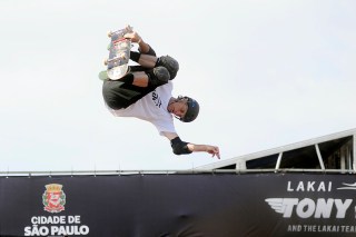 SP - Sao Paulo - 08/18/2019 - Tony Hawk Brasil Tour 2019 - The legendary North American skateboarder Tony Hawk participates in a skate event at the Center for Extreme Sports, in downtown Sao Paulo, this Sunday . Photo: Alan Morici / AGIF (via AP)