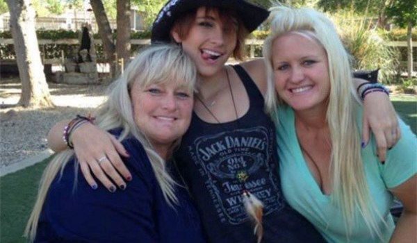 Paris Jackson Mom Breast Cancer