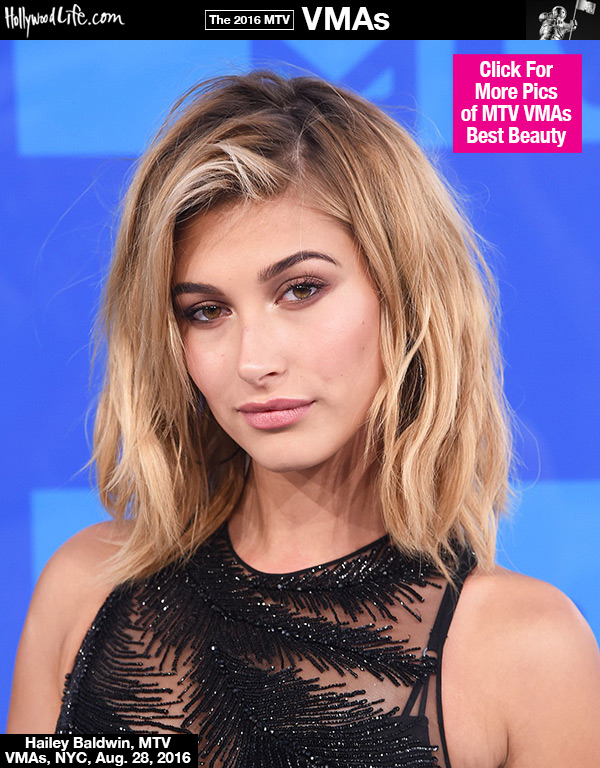 Hailey Baldwin VMAs