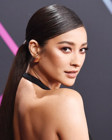 Shay Mitchell
People's Choice Awards, Arrivals, Los Angeles, USA - 11 Nov 2018
E! Peoples Choice Awards