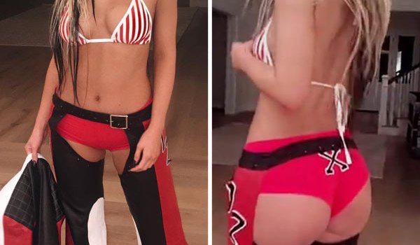 Kylie Jenner Christina Aguilera Halloween Costume