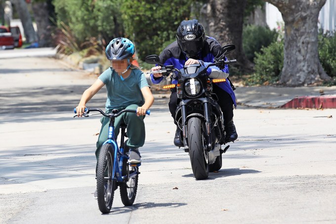 Ben Affleck & Samuel Affleck on the road