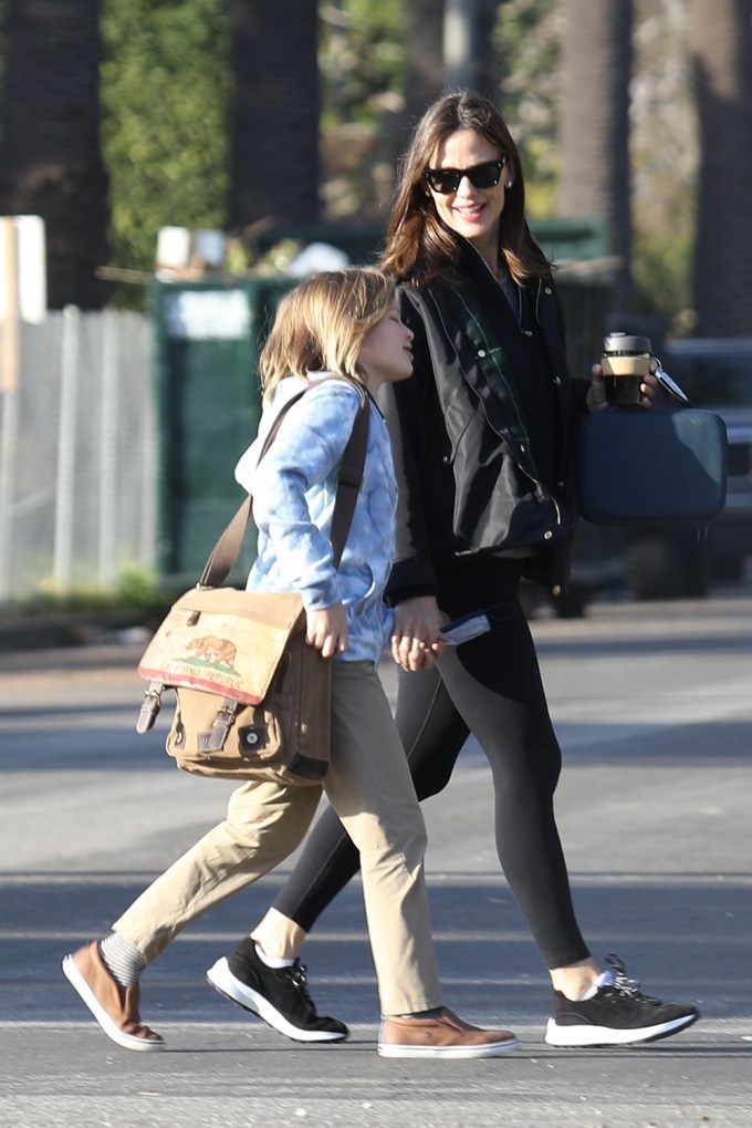 Jennifer Garner & Son Samuel Enjoy Day Out