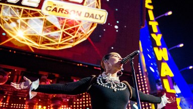 Alicia Keys Performance NYE