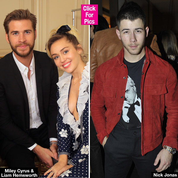Nick Jonas Texting Miley Cyrus
